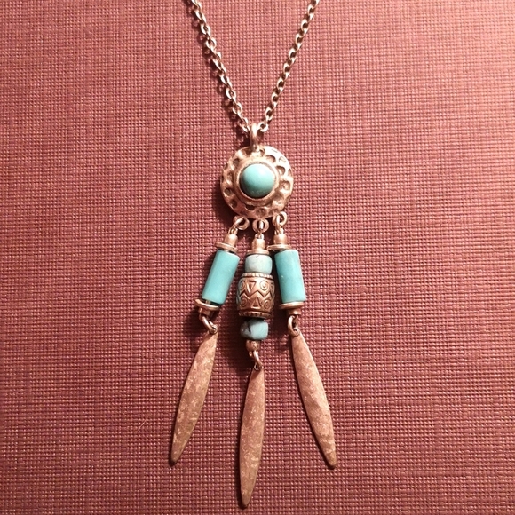 Silver tone and faux turquoise Southwest necklace 🧱🔥 - Picture 2 of 4